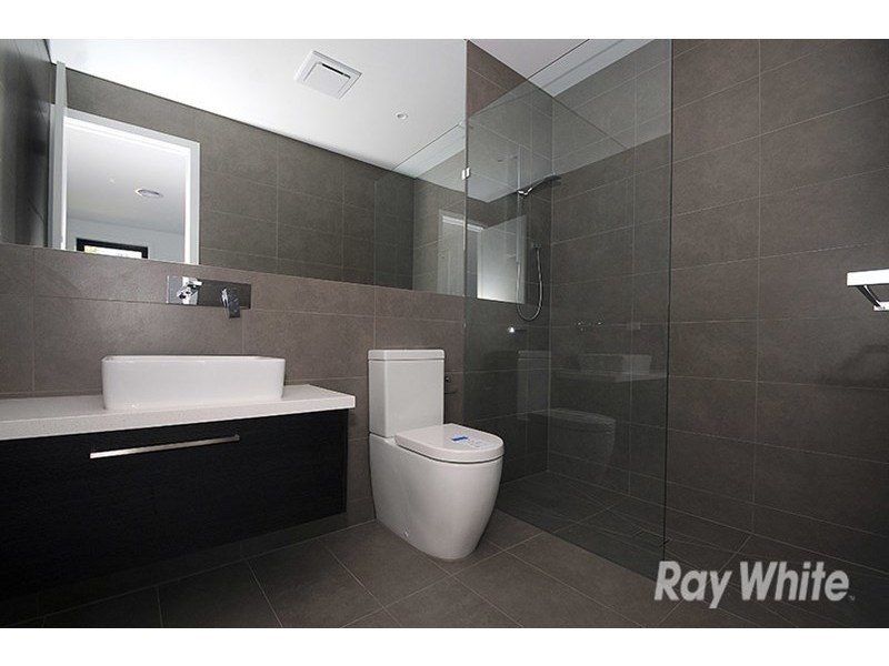 9D Joyce Avenue, Glen Waverley VIC 3150