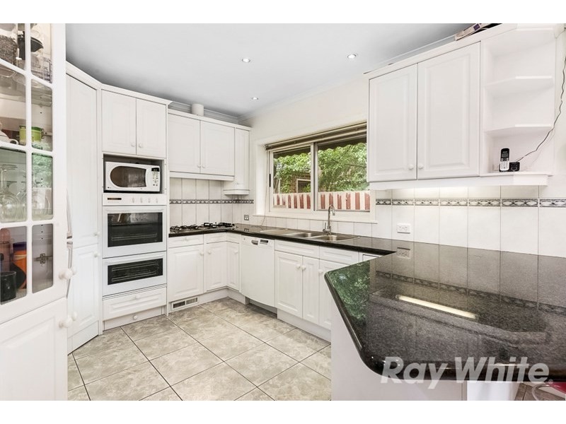 49 Delmore Crescent, Glen Waverley VIC 3150