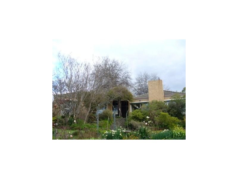 80-82 Sunnybrook Drive, Wheelers Hill VIC 3150