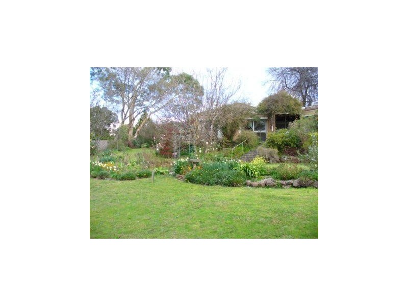 80-82 Sunnybrook Drive, Wheelers Hill VIC 3150