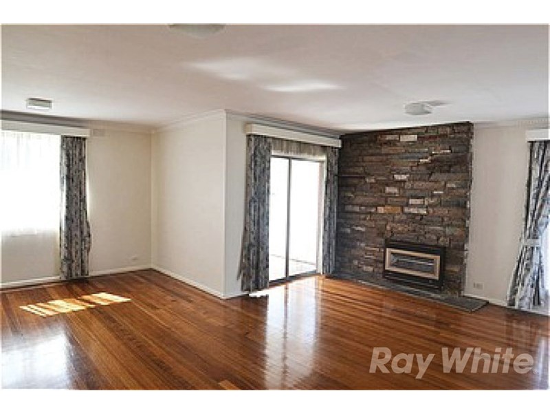 9 Caledonia Crescent, Mulgrave VIC 3170