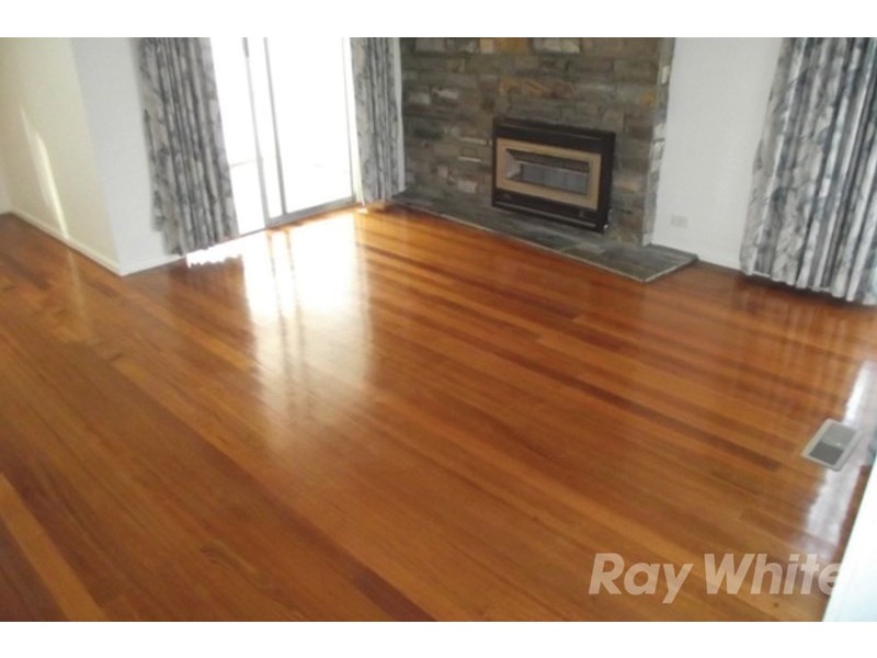 9 Caledonia Crescent, Mulgrave VIC 3170