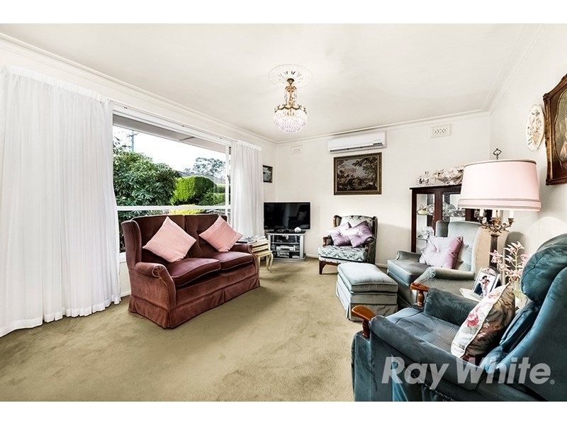 16 Marriott Parade, Glen Waverley VIC 3150