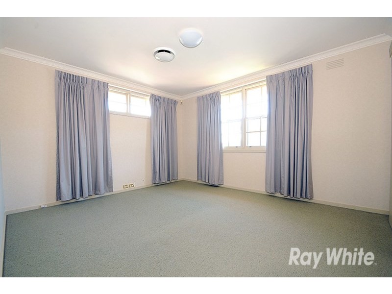 9 Dunsmuir Drive, Mount Waverley VIC 3149