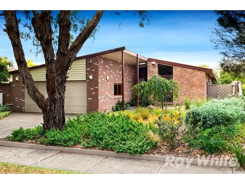 20 King Arthur Drive, Glen Waverley VIC 3150