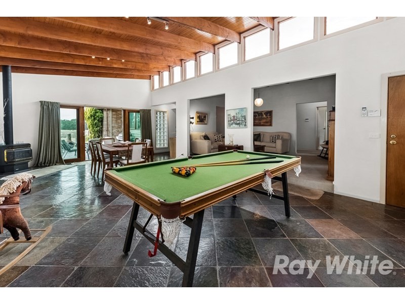 20 King Arthur Drive, Glen Waverley VIC 3150