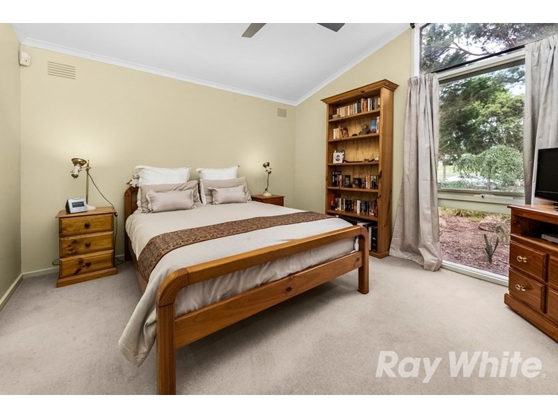 20 King Arthur Drive, Glen Waverley VIC 3150