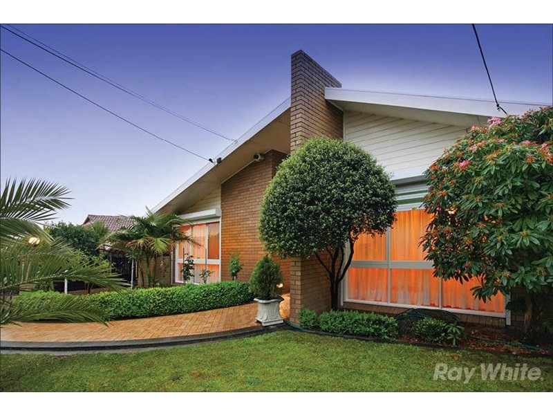 709 Ferntree Gully Road, Glen Waverley VIC 3150