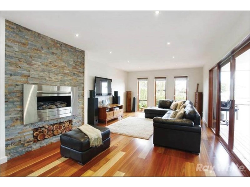 14 Avonhurst Drive, Glen Waverley VIC 3150