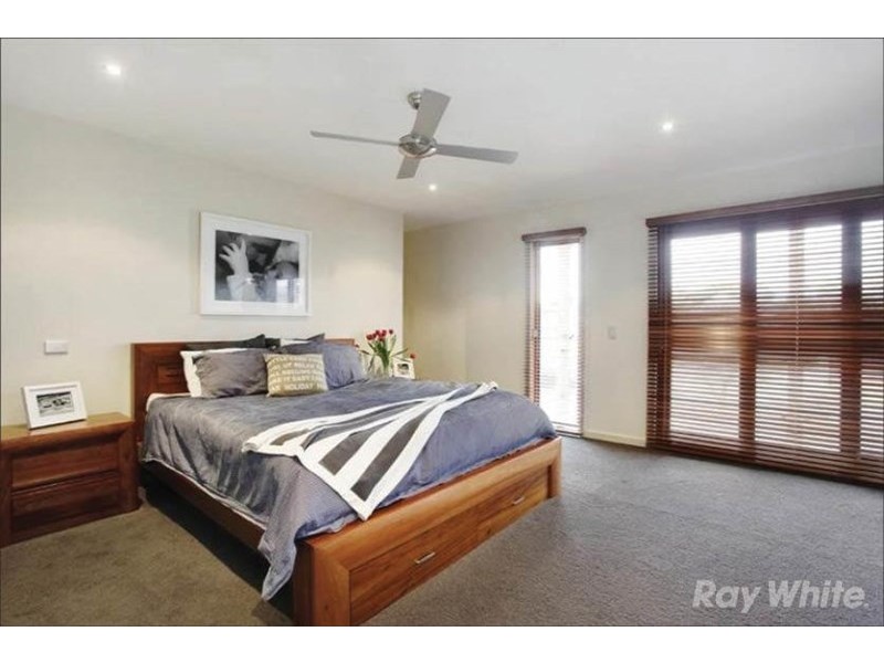 14 Avonhurst Drive, Glen Waverley VIC 3150