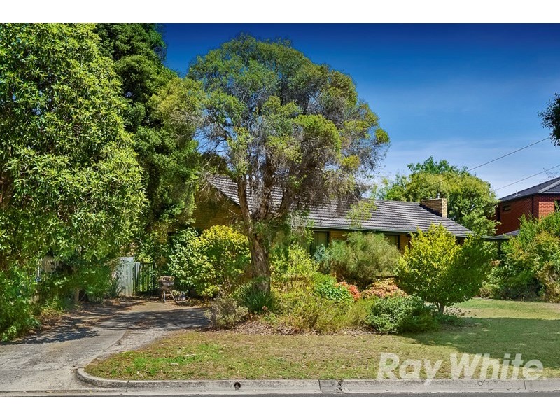 2 Hampton Court, Glen Waverley VIC 3150