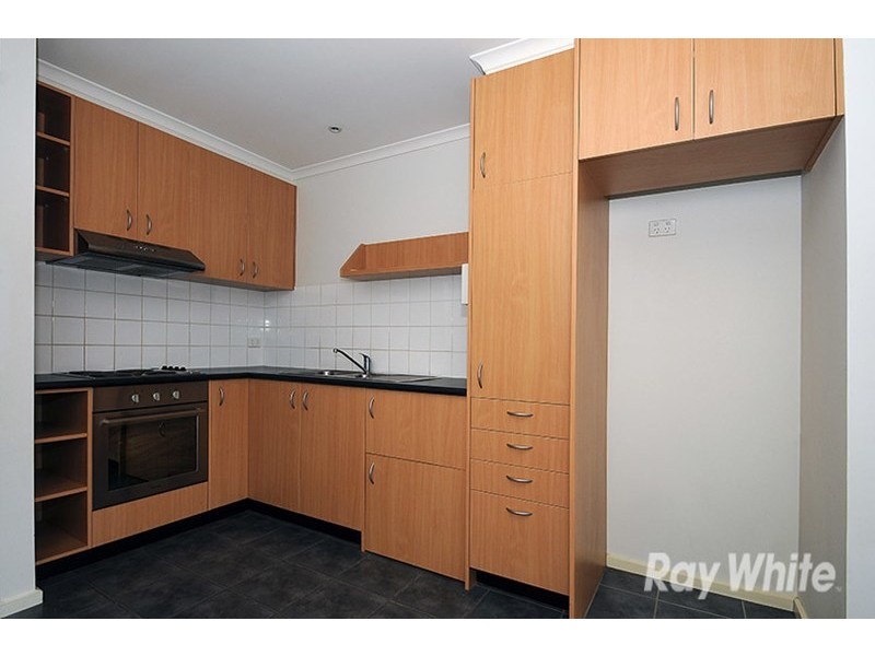 24/1 Eucalyptus Mews, Notting Hill VIC 3168