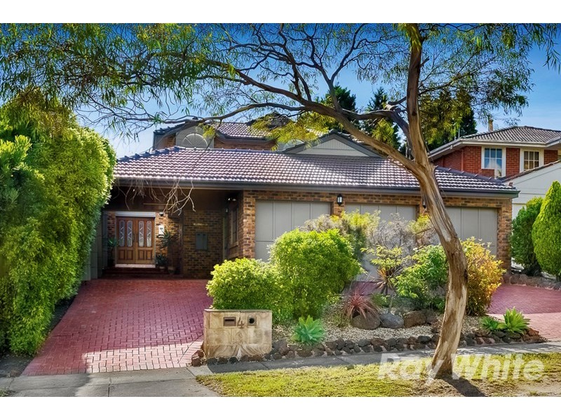 4 Wyuna Court, Wheelers Hill VIC 3150