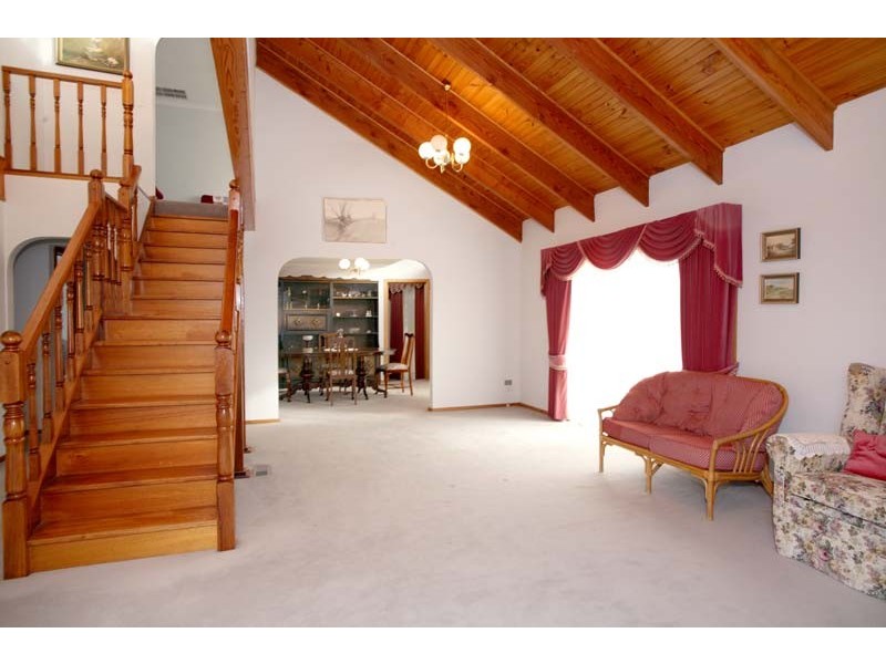 29 Fernbank Crescent, Mulgrave VIC 3170