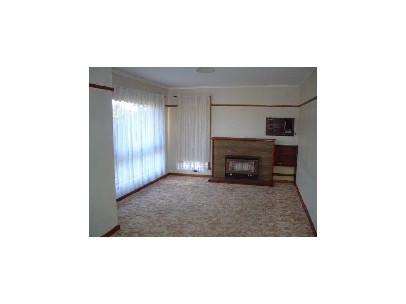 12 Curtin Crescent, Dandenong North VIC 3175