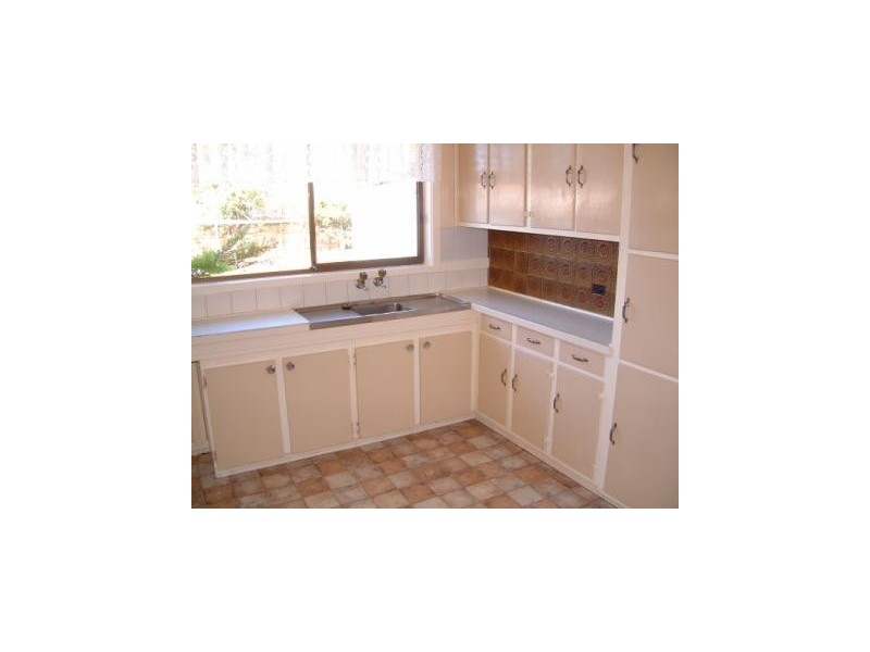 12 Curtin Crescent, Dandenong North VIC 3175