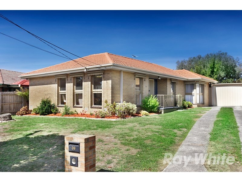 39 Madison Avenue, Dandenong North VIC 3175