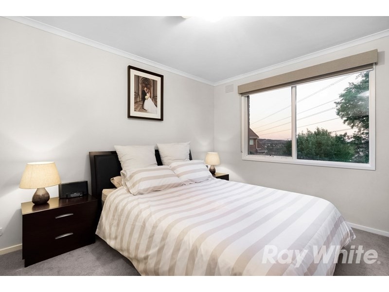 9 Hailsham Court, Mulgrave VIC 3170