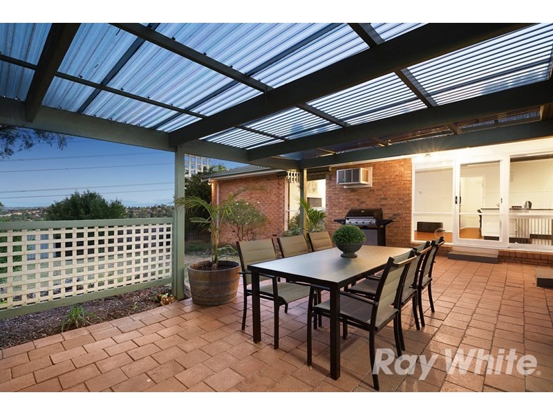 9 Hailsham Court, Mulgrave VIC 3170