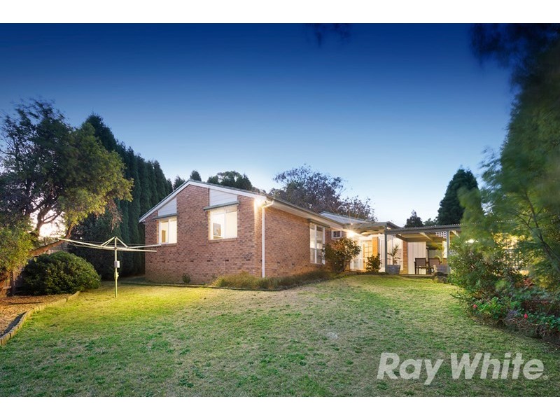 9 Hailsham Court, Mulgrave VIC 3170