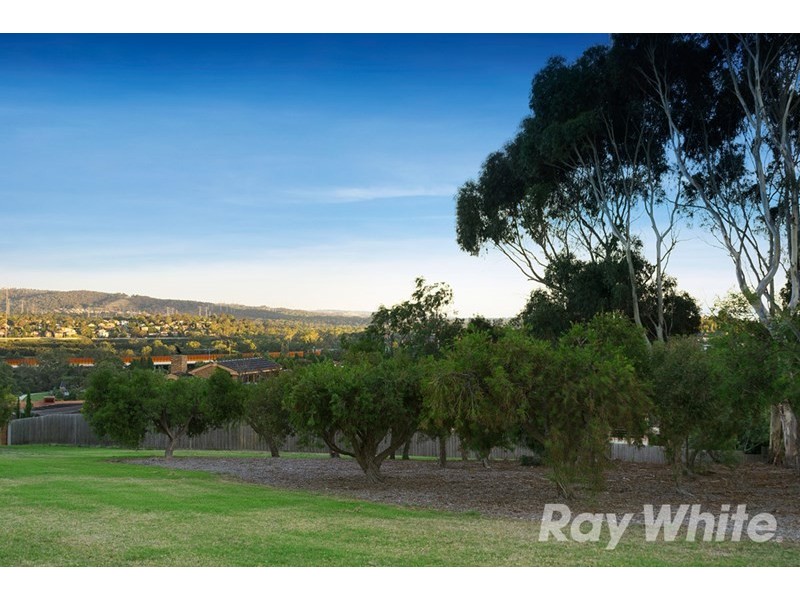 9 Hailsham Court, Mulgrave VIC 3170