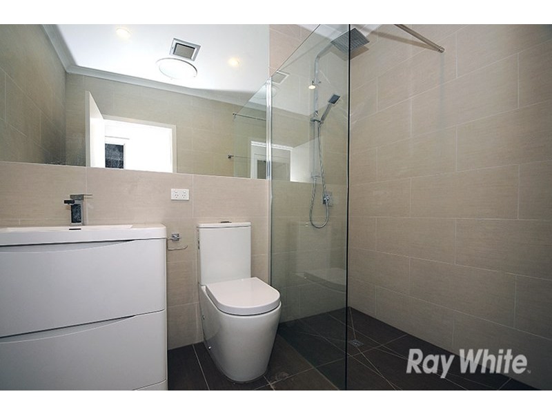12 Rivett Crescent, Mulgrave VIC 3170