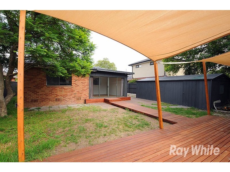 12 Rivett Crescent, Mulgrave VIC 3170