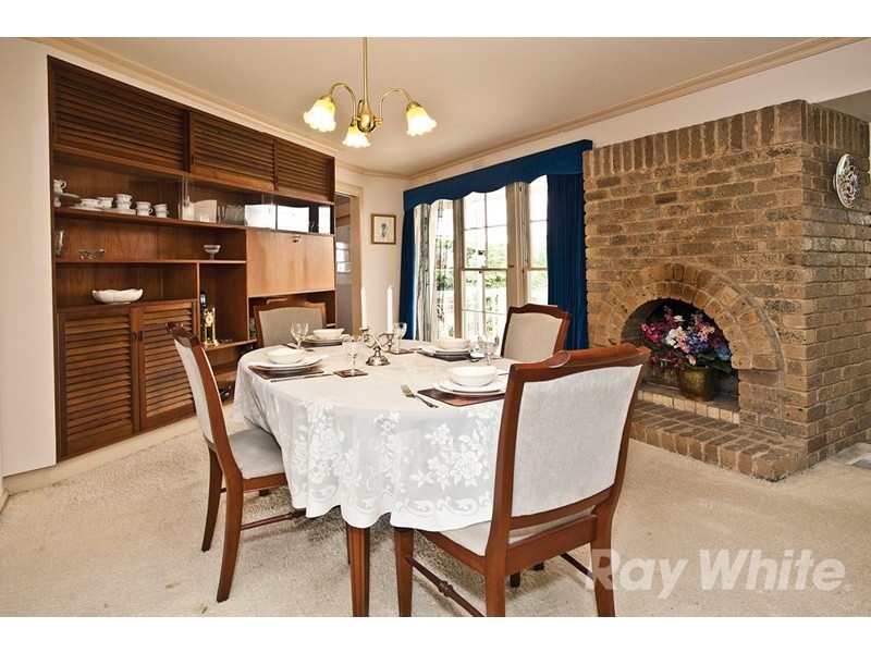 14 Rob Roy Street, Glen Waverley VIC 3150