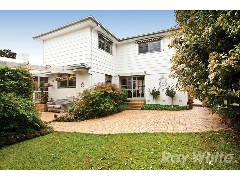 14 Rob Roy Street, Glen Waverley VIC 3150