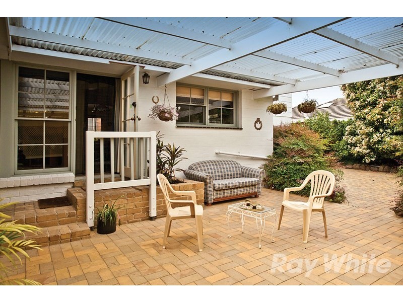 14 Rob Roy Street, Glen Waverley VIC 3150