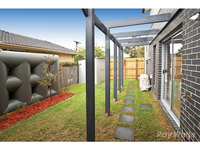 2/21 Dennis Street, Clayton VIC 3168