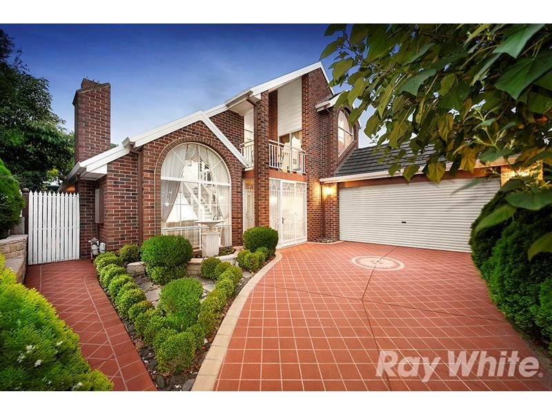 4 Blanton Drive, Mulgrave VIC 3170