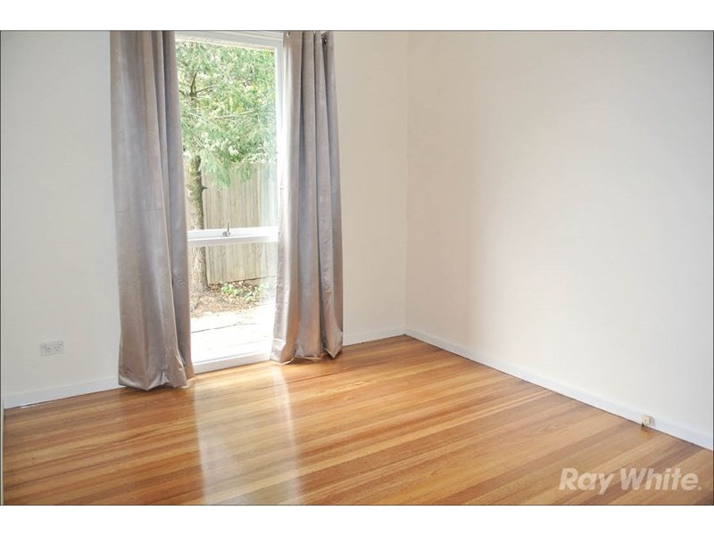 20 Sandowen Avenue, Burwood East VIC 3151