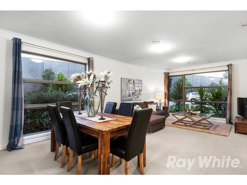 39 Brunton Crescent, Mulgrave VIC 3170