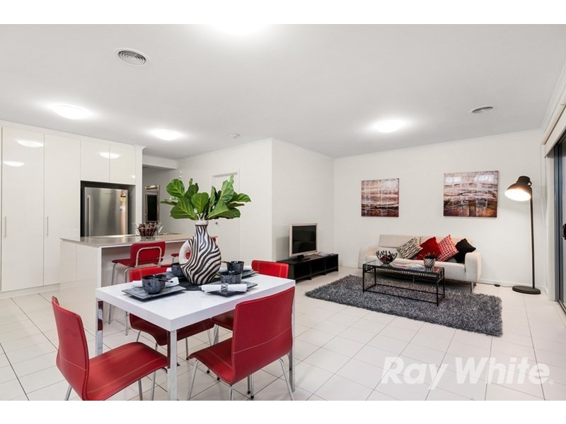 39 Brunton Crescent, Mulgrave VIC 3170