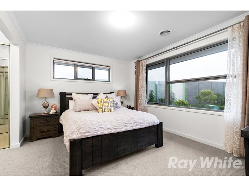 39 Brunton Crescent, Mulgrave VIC 3170