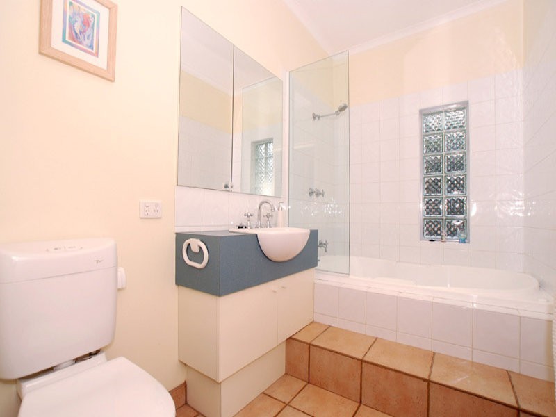 24 Aurisch Avenue, Glen Waverley VIC 3150