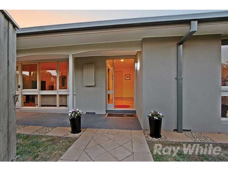 3 Chivalry Avenue, Glen Waverley VIC 3150