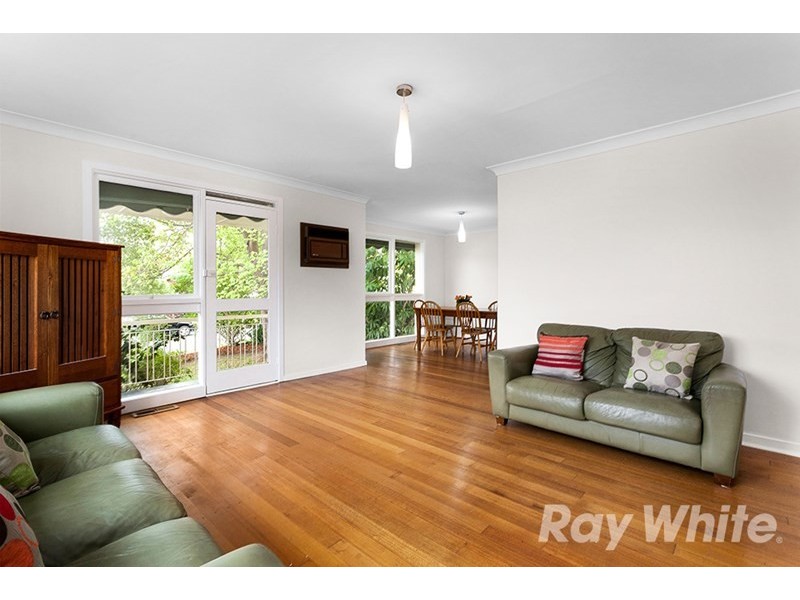 11 Stradella Avenue, Vermont South VIC 3133