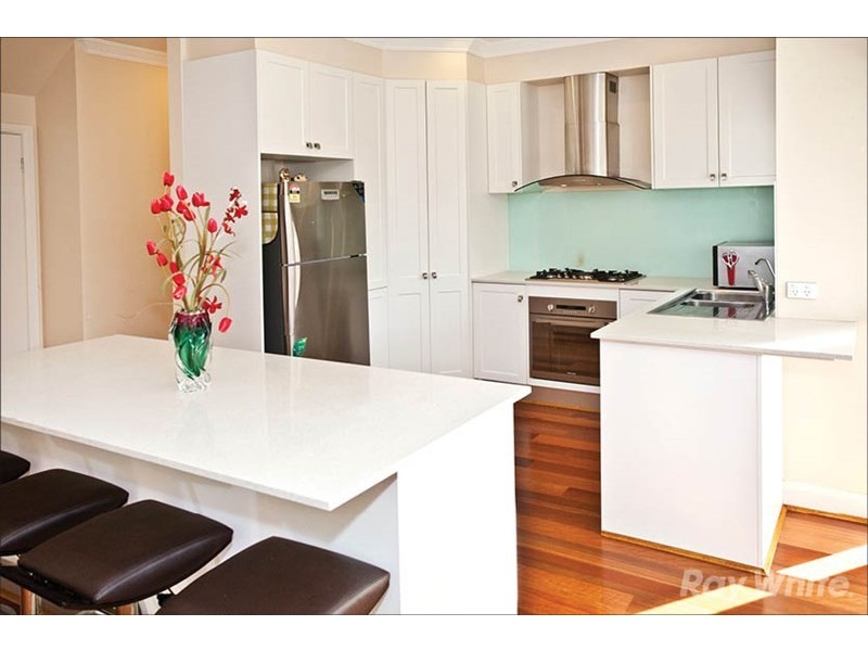 2/48 Delmore Crescent, Glen Waverley VIC 3150