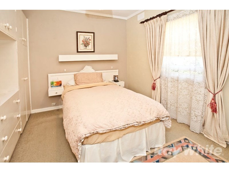 16 Allen Street, Glen Waverley VIC 3150