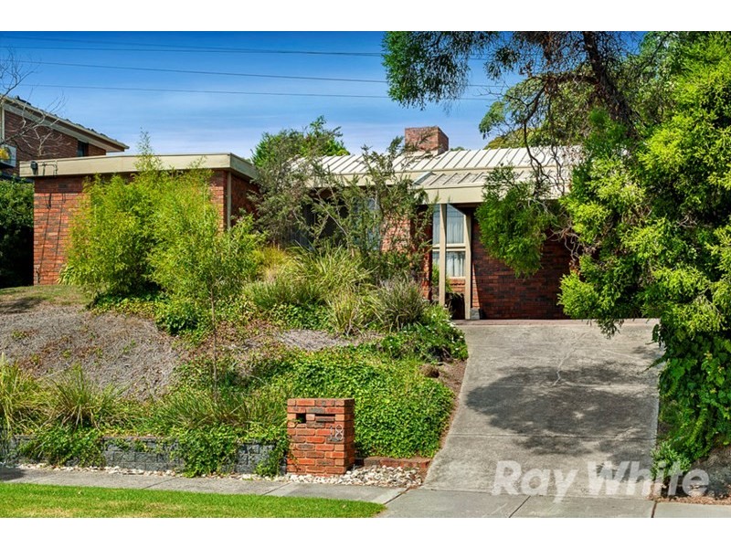 18 Darlington Avenue, Wheelers Hill VIC 3150
