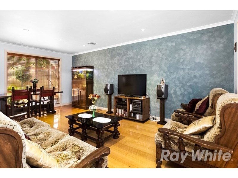 36 Elmwood Crescent, Glen Waverley VIC 3150
