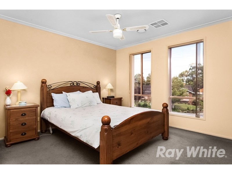 36 Elmwood Crescent, Glen Waverley VIC 3150