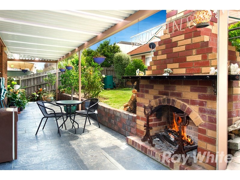 36 Elmwood Crescent, Glen Waverley VIC 3150