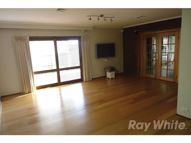 3 Newark Court, Glen Waverley VIC 3150