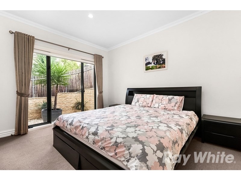 2/28 Ivanhoe Street, Glen Waverley VIC 3150