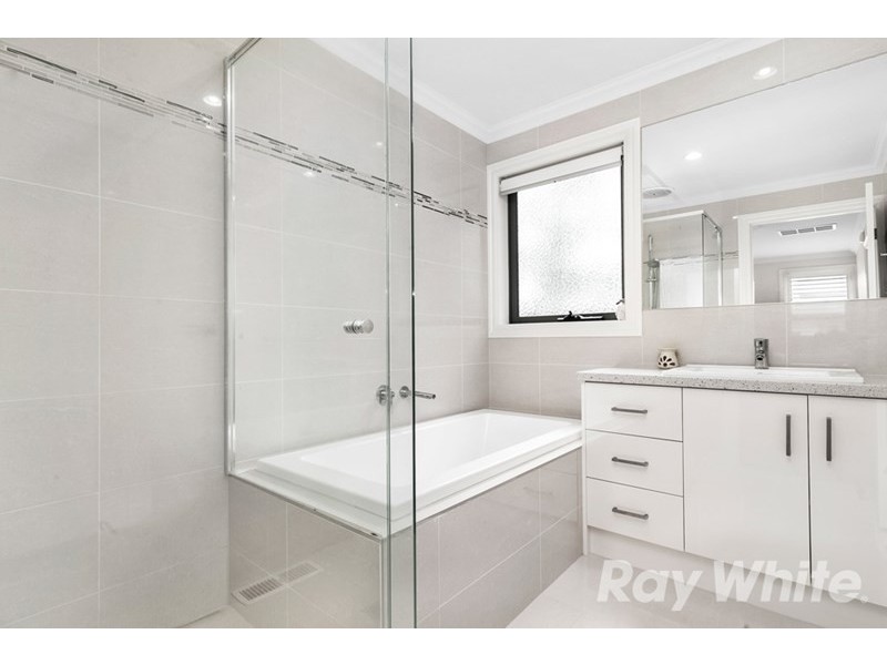 2/28 Ivanhoe Street, Glen Waverley VIC 3150