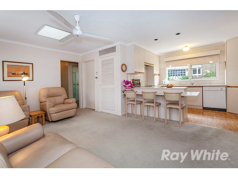 6 Knights Drive, Glen Waverley VIC 3150