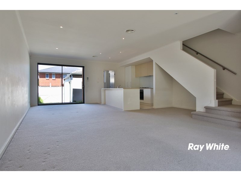 93 Waverley Park Drive, Mulgrave VIC 3170